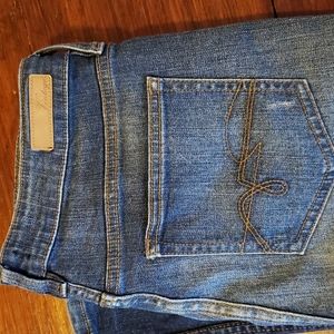 2 tone distressed jeans. Boot cut